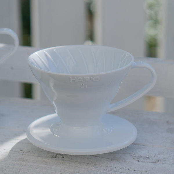 V60 Plastic Coffee Dripper 01