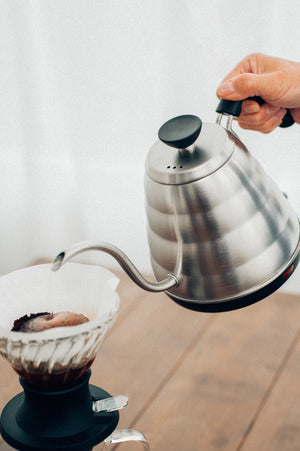 V60 "Buono" Electric Drip Kettle 800mL Silver
