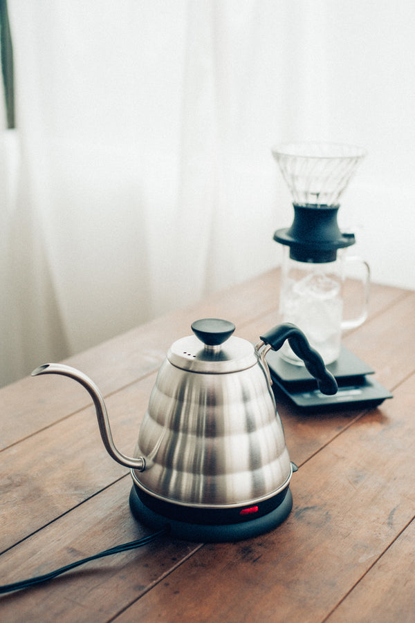 V60 "Buono" Electric Drip Kettle 800mL Silver