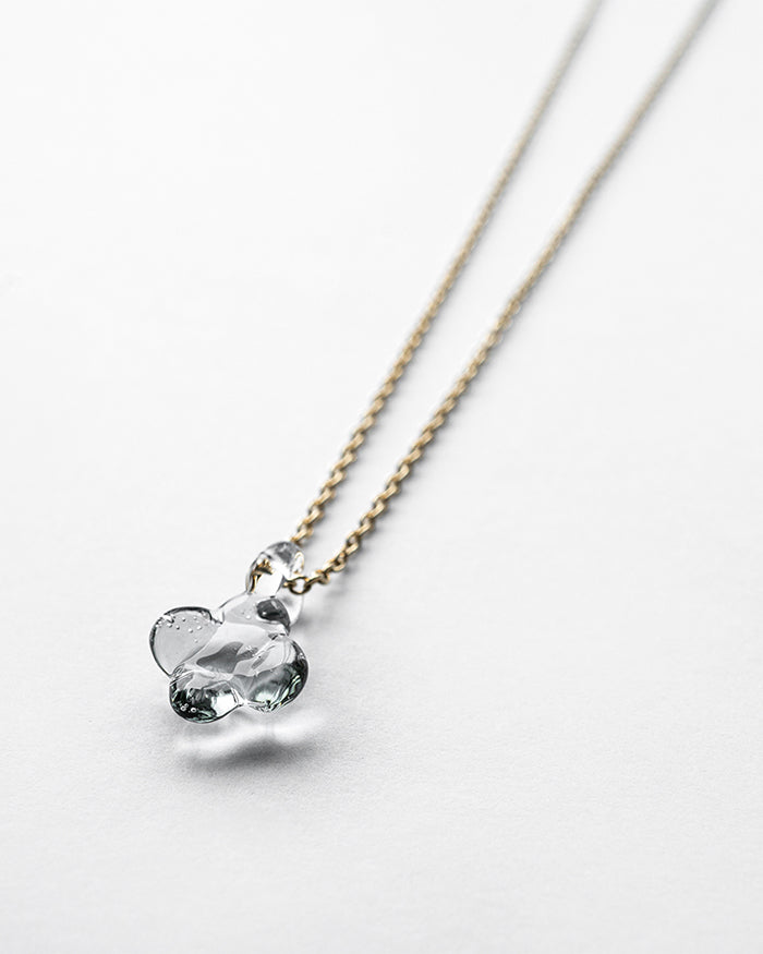 Hydrangea Necklace Gray