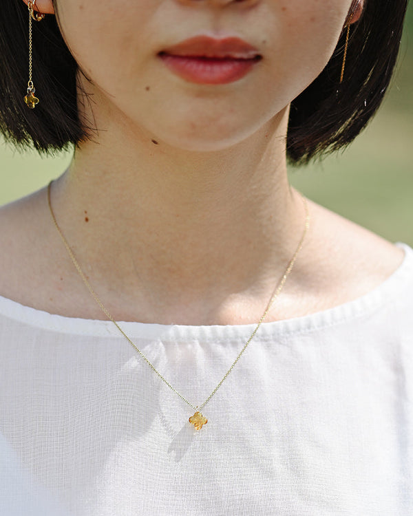 Osmanthus Necklace Amber
