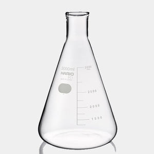 Empty 3000ml HARIO laboratory flask with graduated measurement markings on clear borosilicate glass