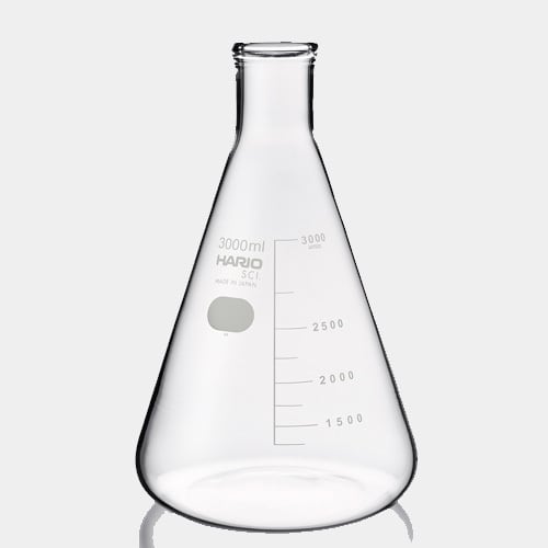 Empty 3000ml HARIO laboratory flask with graduated measurement markings on clear borosilicate glass