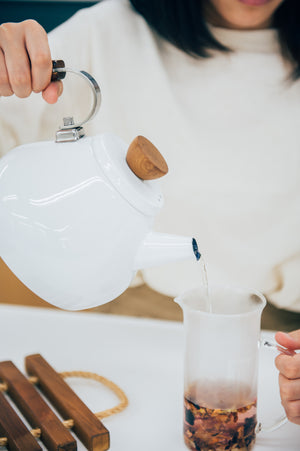 "Bona" Enamel Pour Over Coffee Kettle 800mL