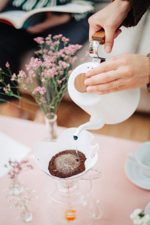 "Bona" Enamel Pour Over Coffee Kettle 800mL