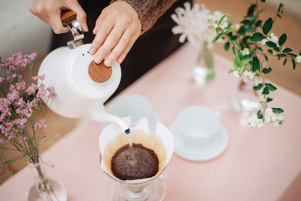 "Bona" Enamel Pour Over Coffee Kettle 800mL