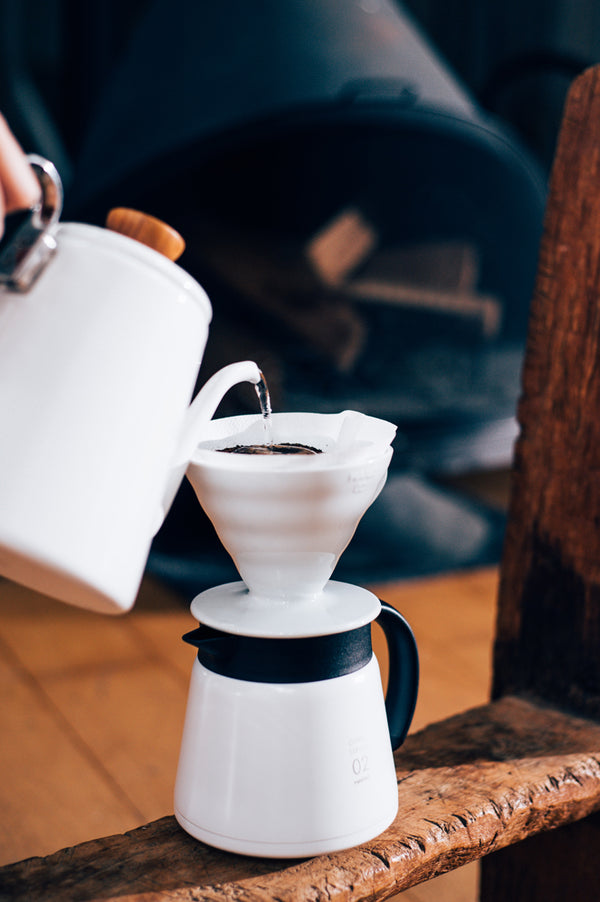 "Bona" Enamel Pour Over Coffee Kettle 800mL